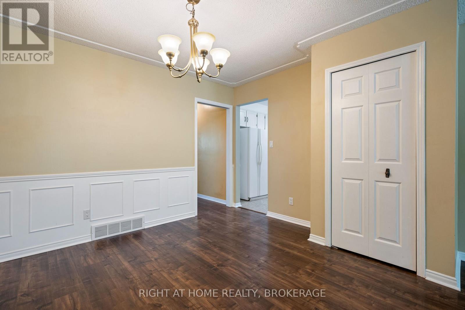 67 Dundonald Street, St. Catharines, Ontario  L2P 3T4 - Photo 15 - X12446295