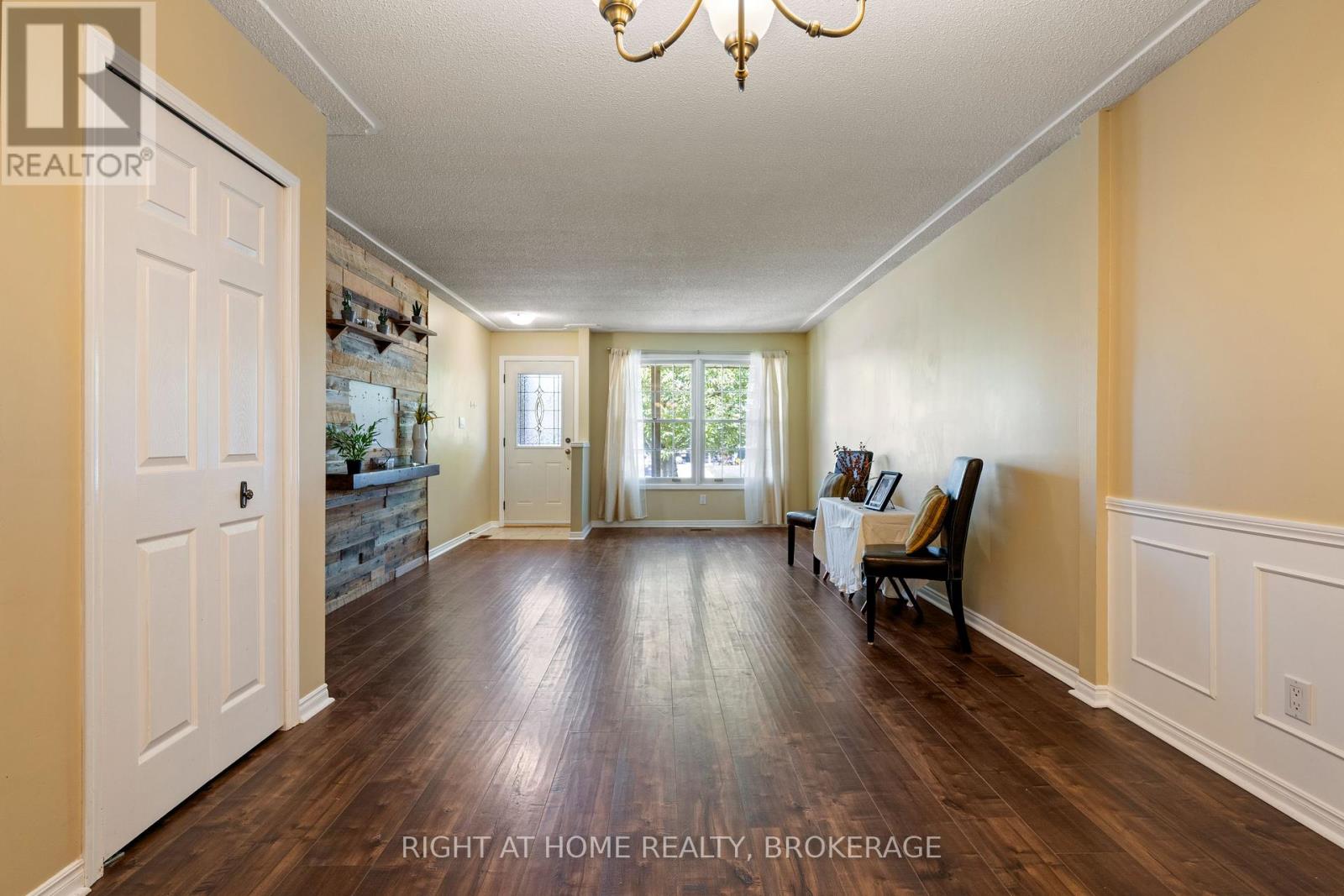 67 Dundonald Street, St. Catharines, Ontario  L2P 3T4 - Photo 17 - X12446295