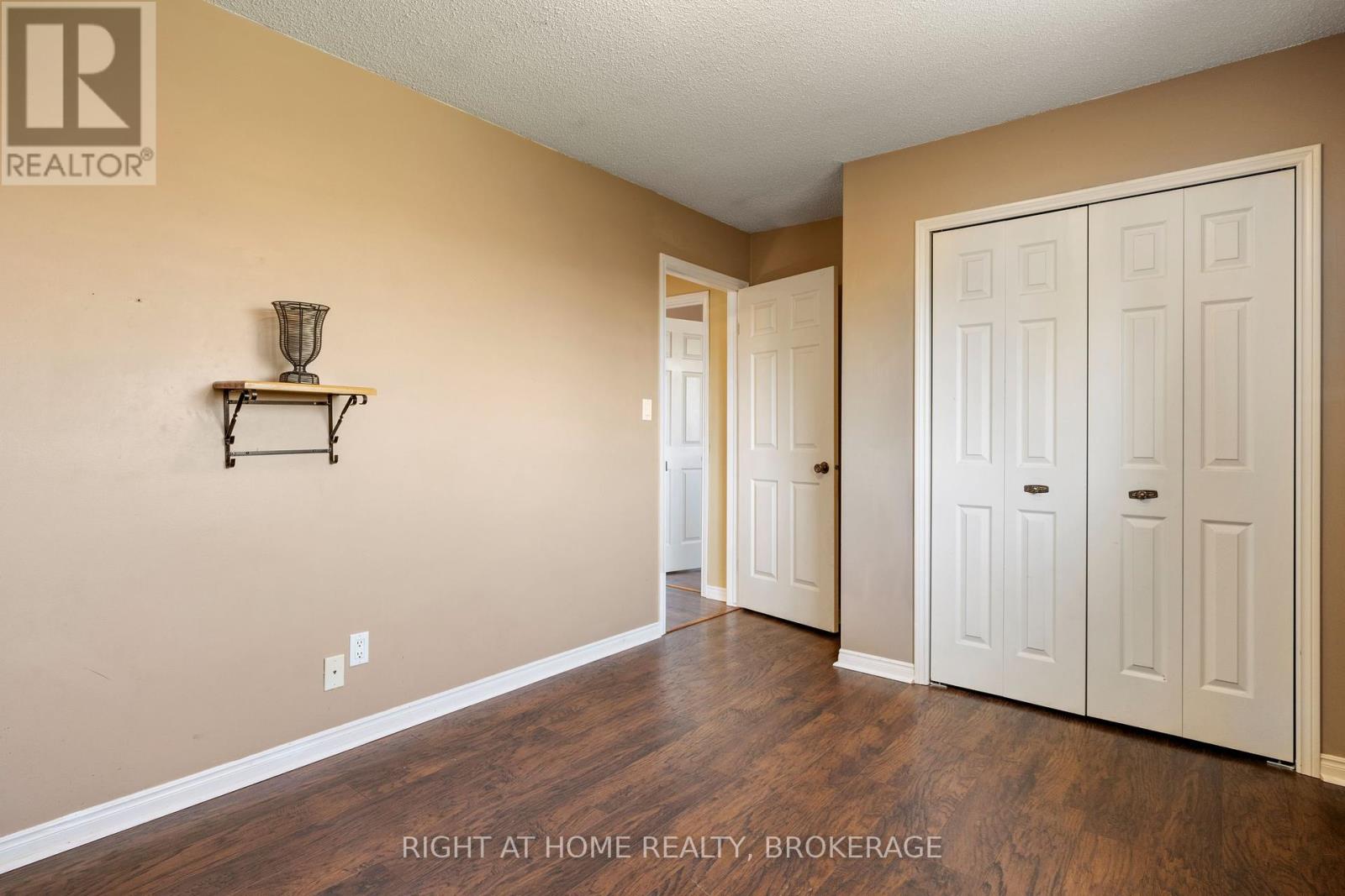 67 Dundonald Street, St. Catharines, Ontario  L2P 3T4 - Photo 27 - X12446295