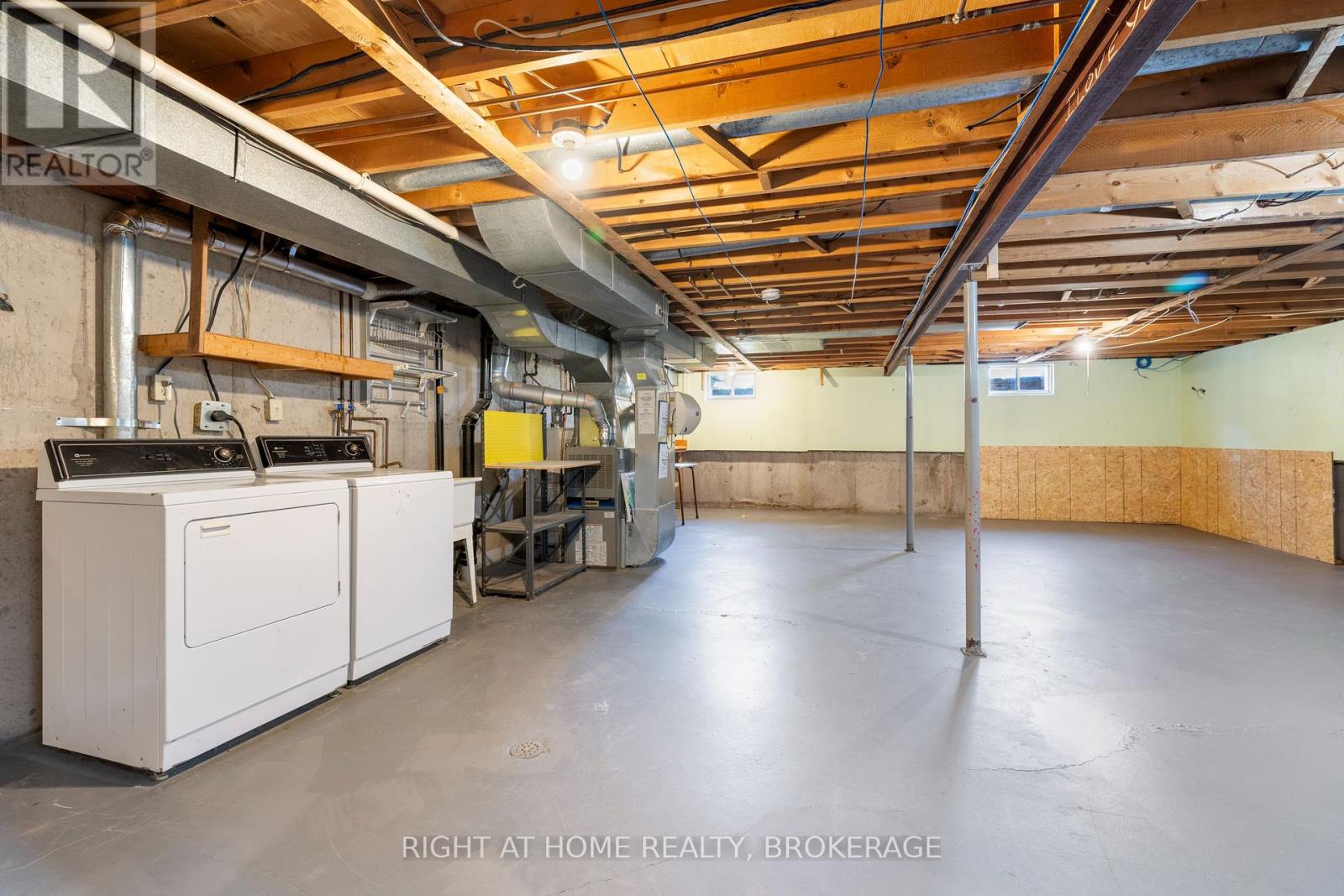 67 Dundonald Street, St. Catharines, Ontario  L2P 3T4 - Photo 32 - X12446295