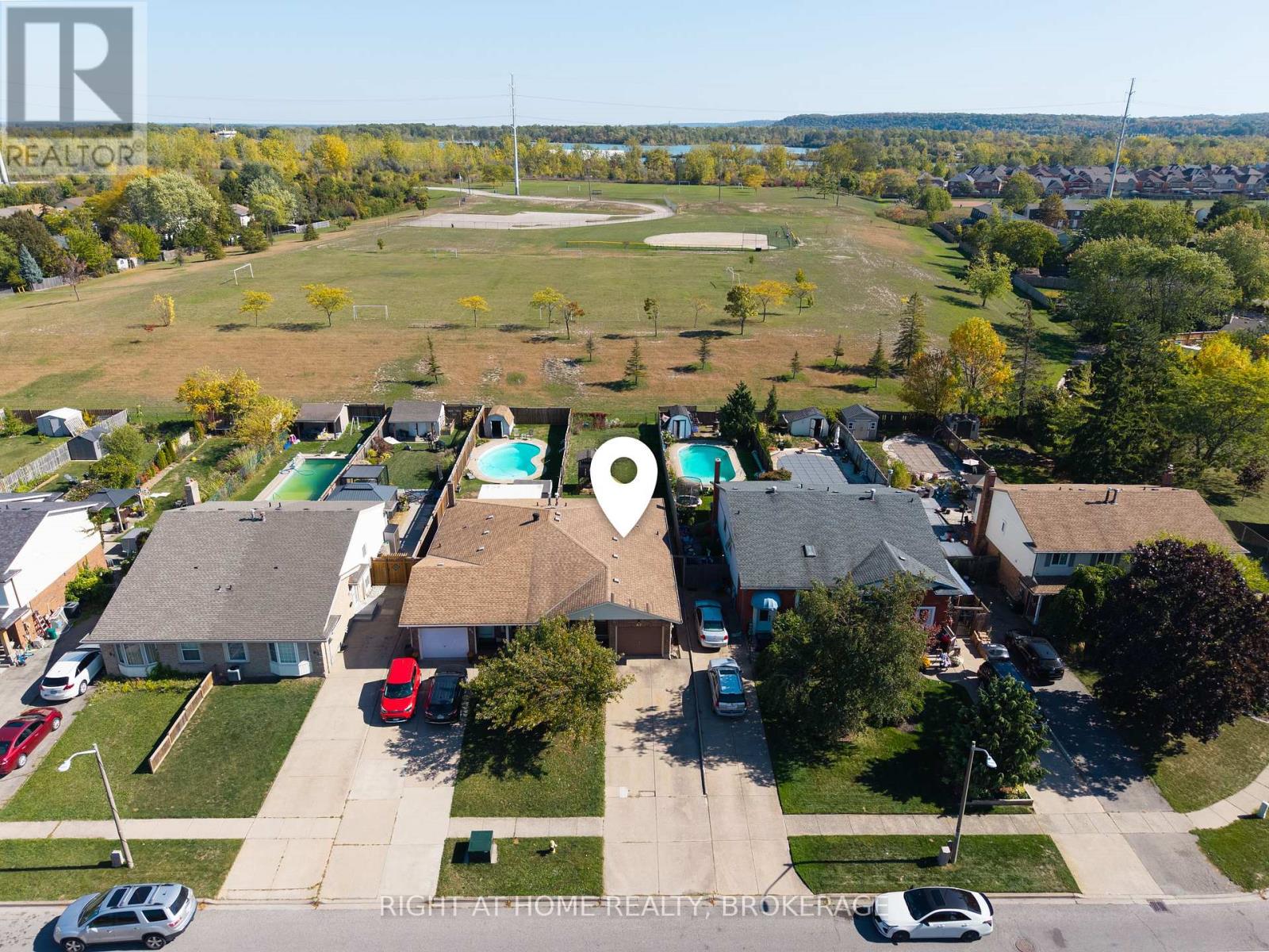 67 Dundonald Street, St. Catharines, Ontario  L2P 3T4 - Photo 36 - X12446295