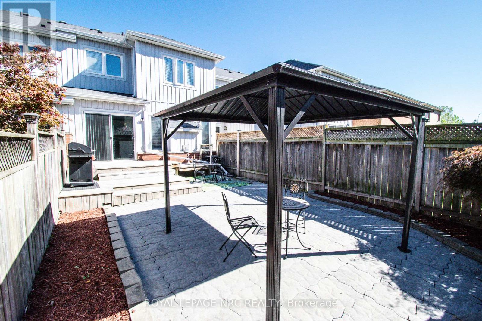 29 Colonel Lyall Street, St. Catharines, Ontario  L2P 0B3 - Photo 20 - X12446332