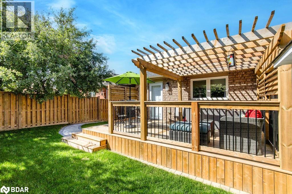 57 Forest Dale Drive, Barrie, Ontario  L4M 6M9 - Photo 4 - 40775783
