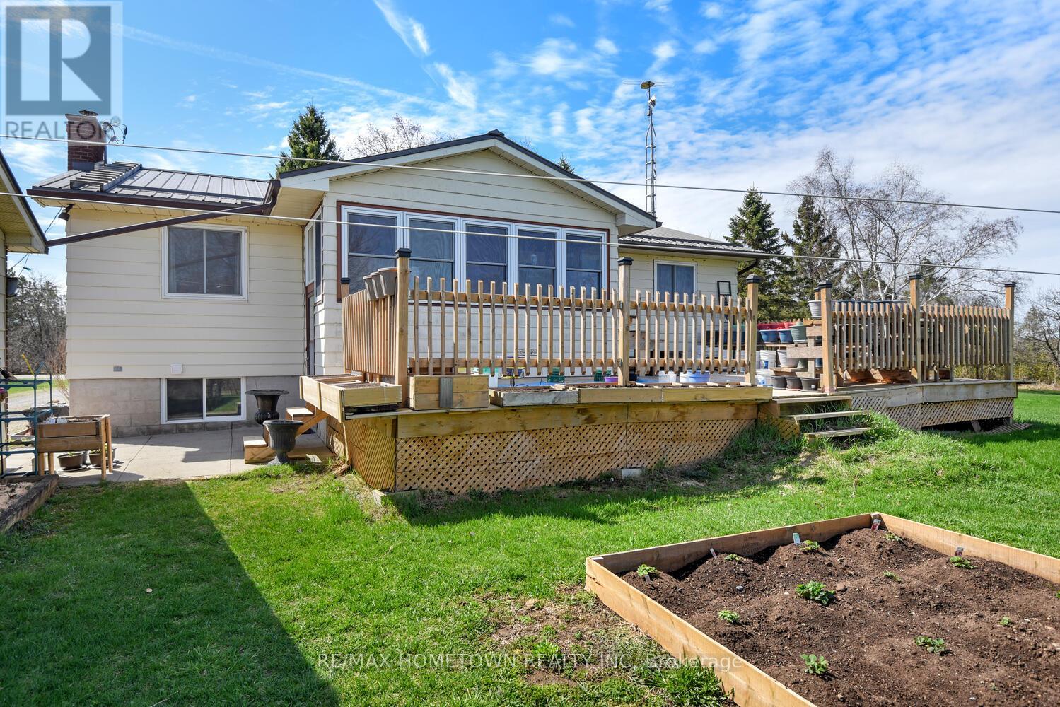 11928 Rocksprings Road, Elizabethtown-Kitley, Ontario  K0G 1R0 - Photo 7 - X12446404