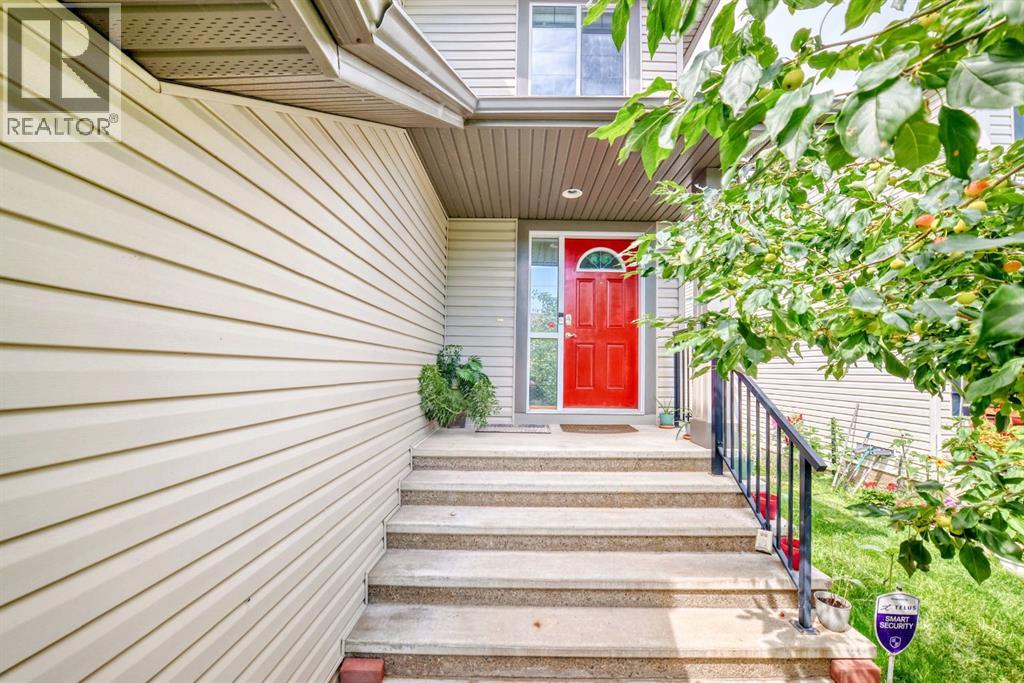 10 Cranwell Square Se, Calgary, Alberta  T3M 0B8 - Photo 4 - A2245293