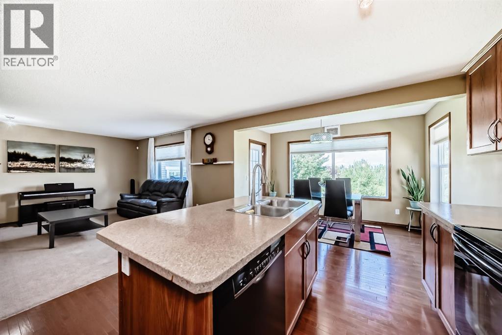 10 Cranwell Square Se, Calgary, Alberta  T3M 0B8 - Photo 9 - A2245293