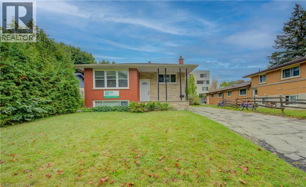 4 Cardill Crescent, Waterloo, Ontario  N2L 3Y6 - Photo 2 - 40757429