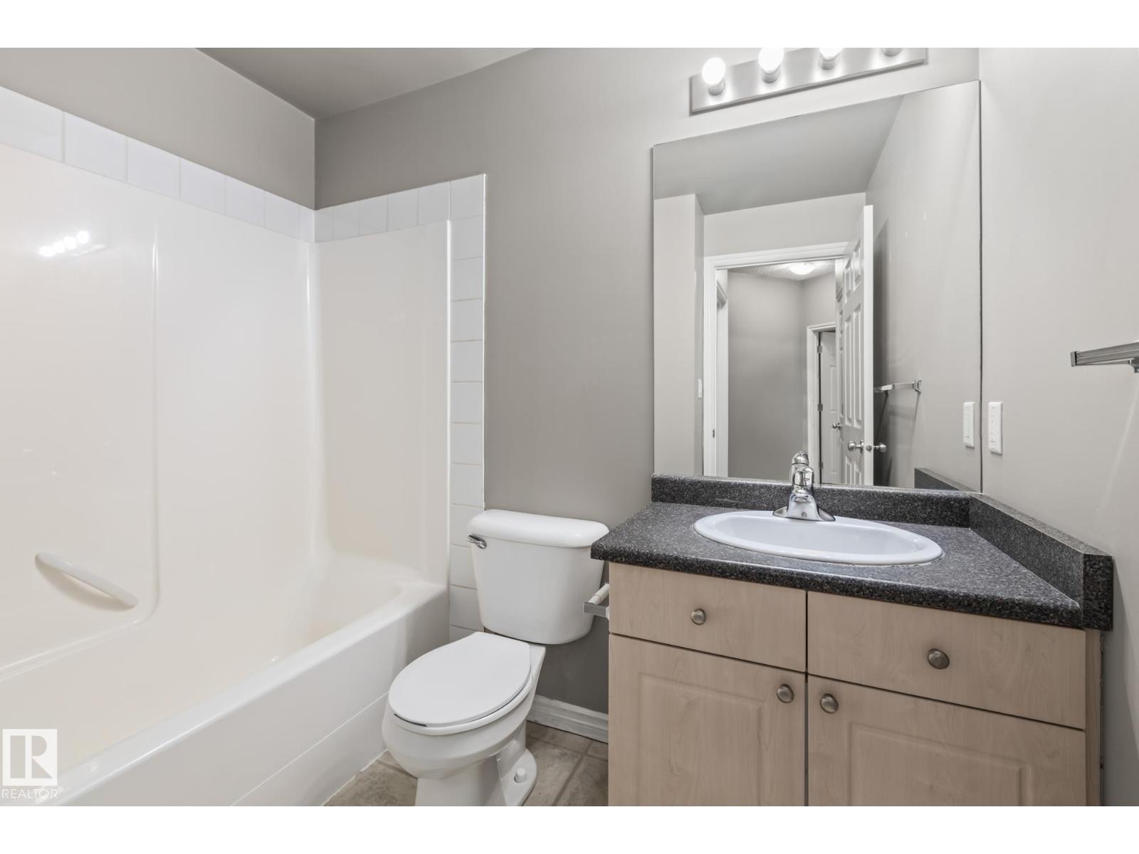 #303 10118 95 St Nw, Edmonton, Alberta  T5H 4R6 - Photo 13 - E4460976