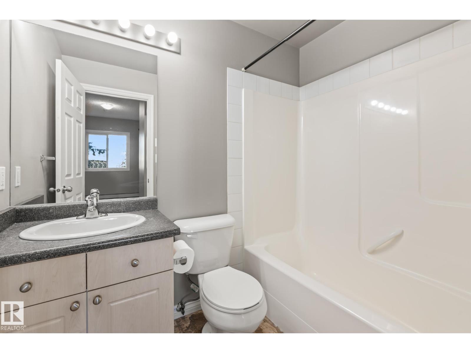 #303 10118 95 St Nw, Edmonton, Alberta  T5H 4R6 - Photo 22 - E4460976