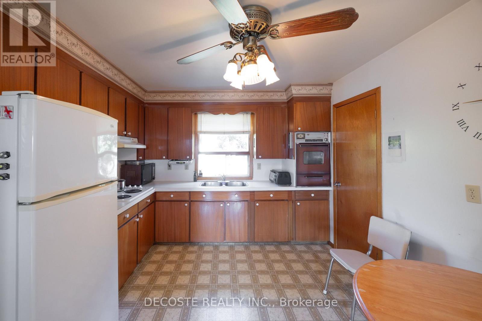 45 Clement Street, North Glengarry, Ontario  K0C 1A0 - Photo 11 - X12446433