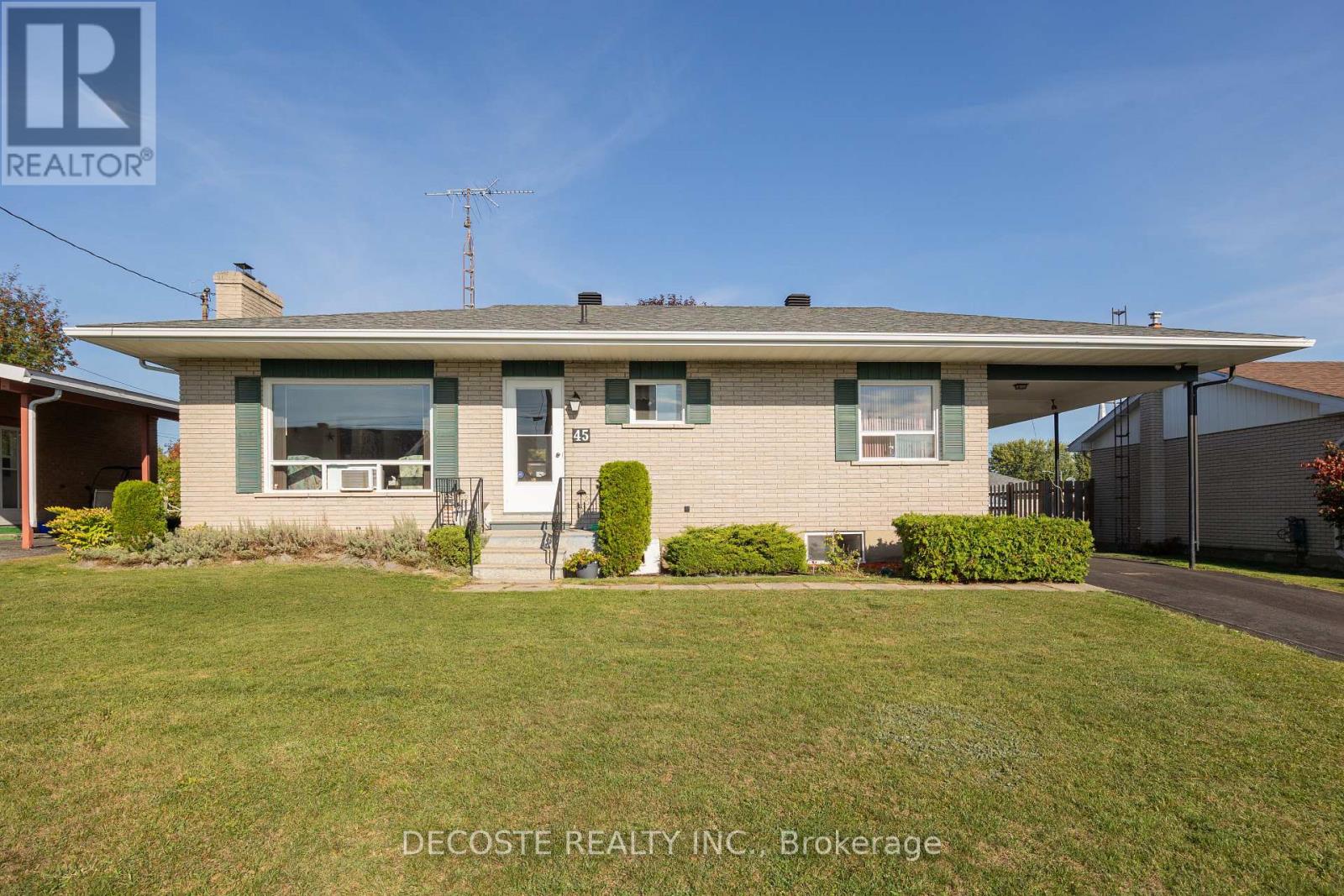 45 CLEMENT STREET, North Glengarry, Ontario