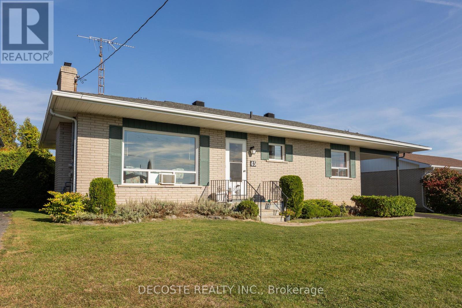 45 Clement Street, North Glengarry, Ontario  K0C 1A0 - Photo 28 - X12446433