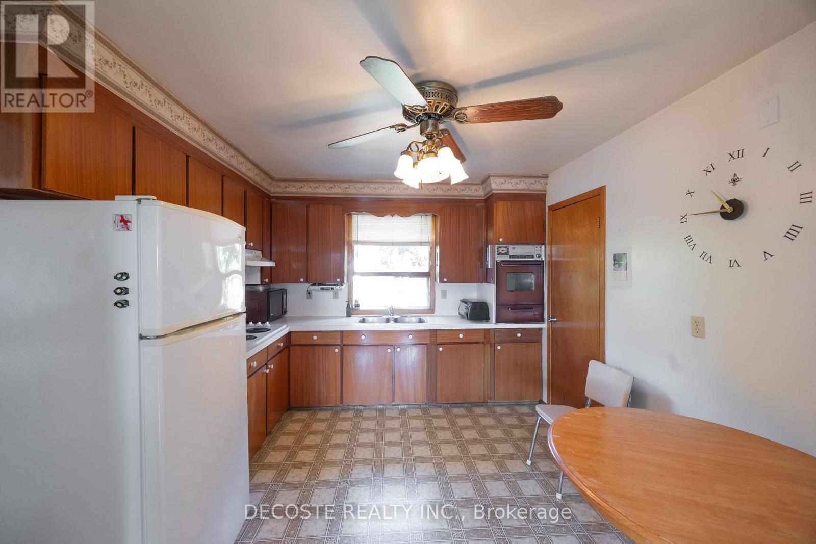 45 Clement Street, North Glengarry, Ontario  K0C 1A0 - Photo 9 - X12446433