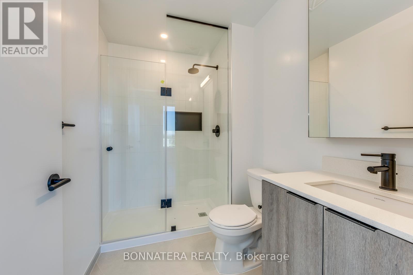1810 - 2495 Eglinton Avenue W, Mississauga, Ontario  L5M 2T2 - Photo 23 - W12446241