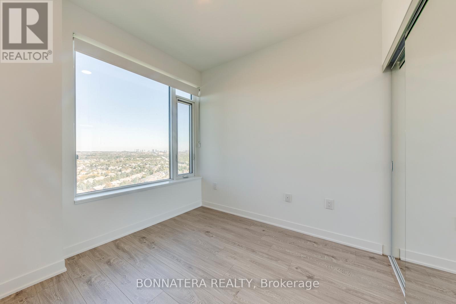 1810 - 2495 Eglinton Avenue W, Mississauga, Ontario  L5M 2T2 - Photo 25 - W12446241