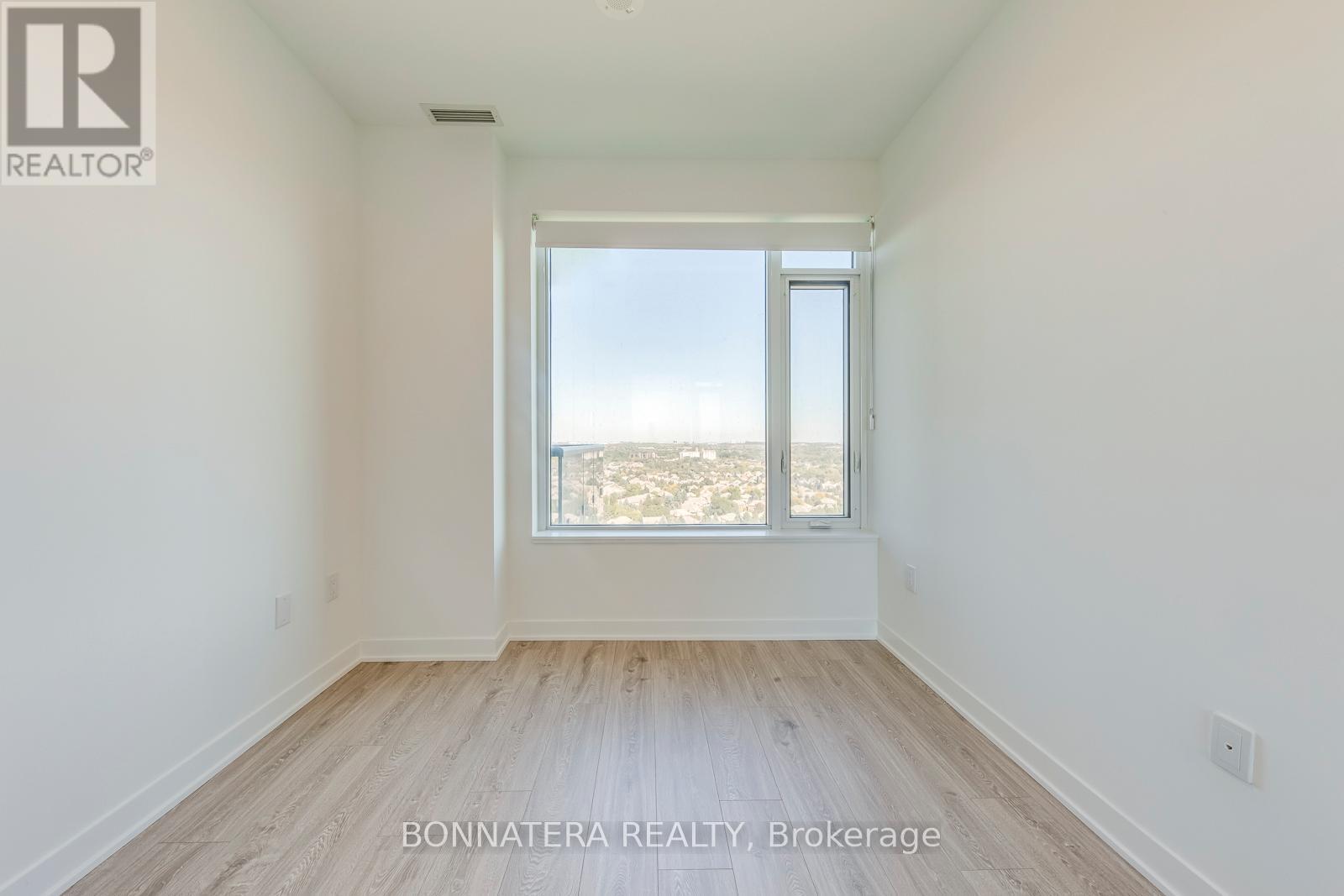 1810 - 2495 Eglinton Avenue W, Mississauga, Ontario  L5M 2T2 - Photo 26 - W12446241