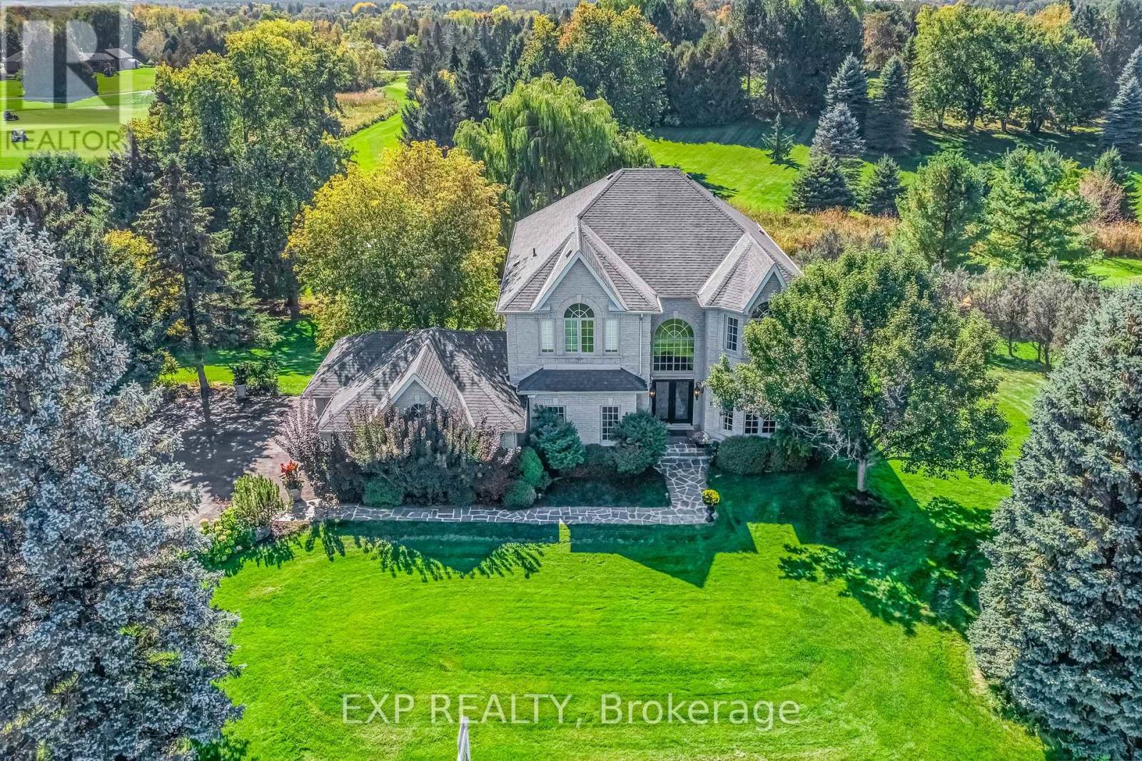 6 Golfway Court, Caledon, Ontario  L7E 0B3 - Photo 2 - W12446282