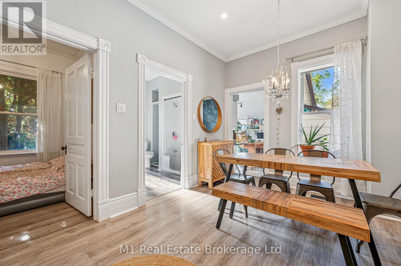 92 Alice Street, Guelph, Ontario  N1E 2Z8 - Photo 10 - X12446408