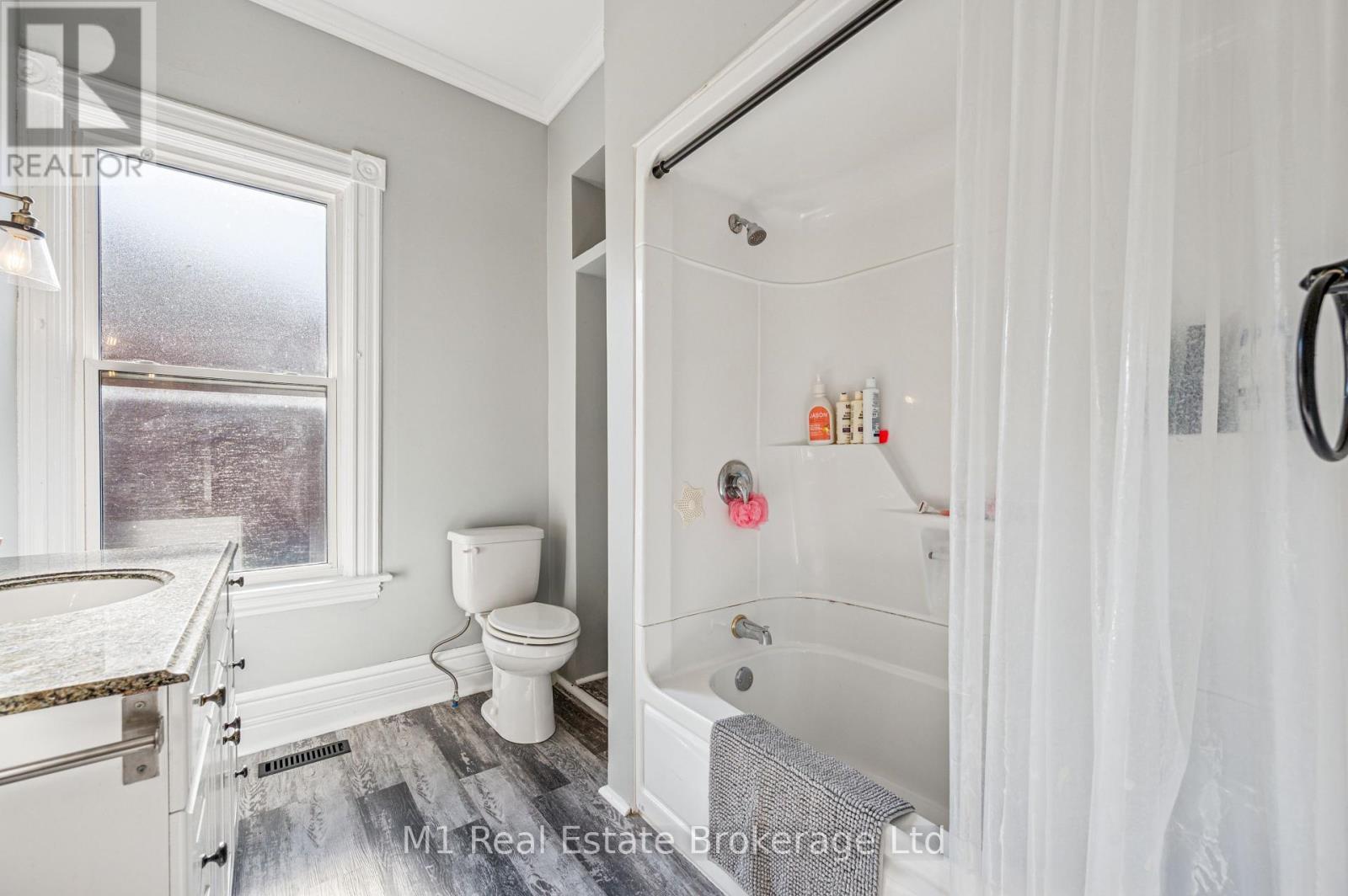 92 Alice Street, Guelph, Ontario  N1E 2Z8 - Photo 21 - X12446408