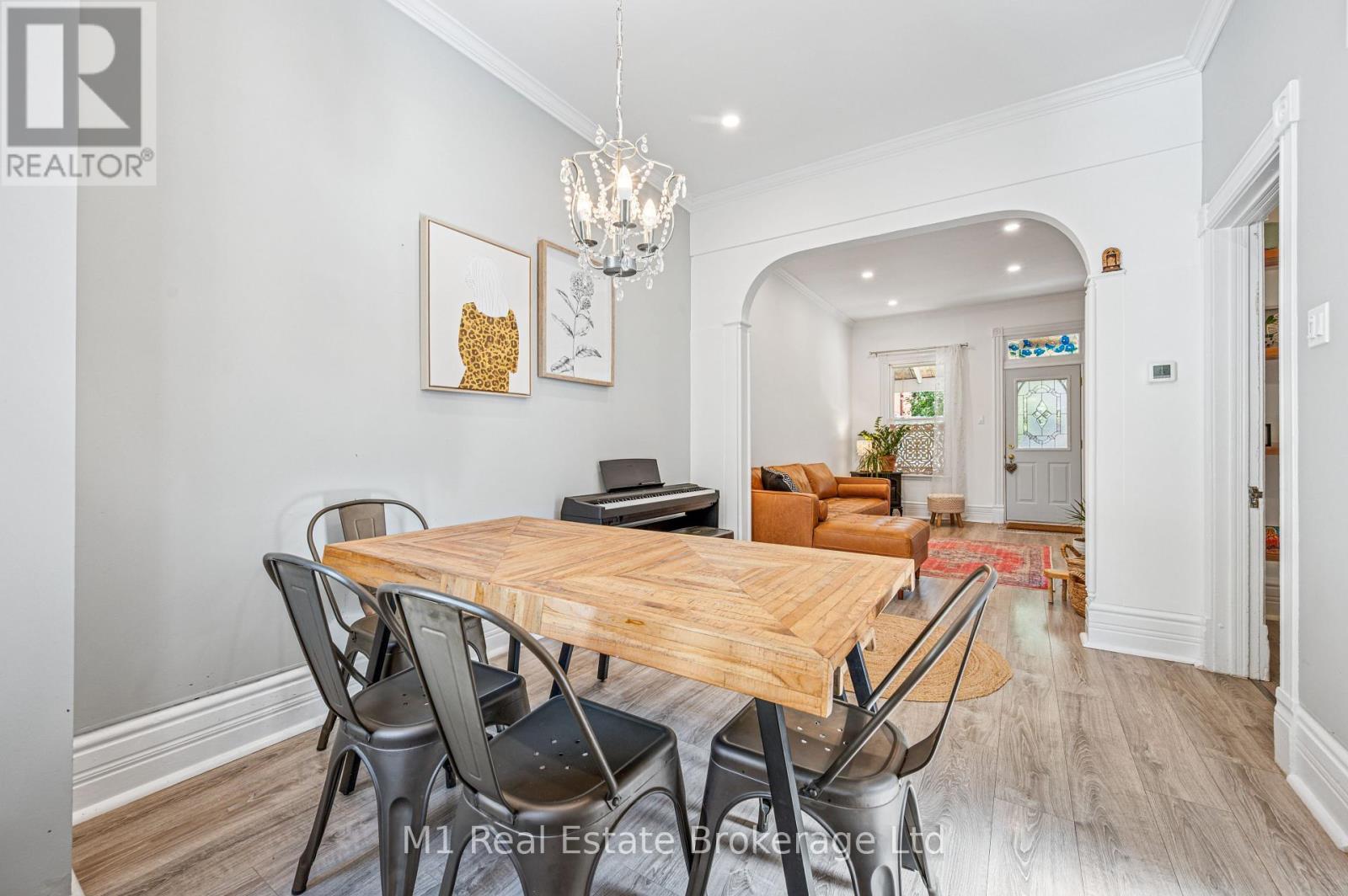 92 Alice Street, Guelph, Ontario  N1E 2Z8 - Photo 12 - X12446408