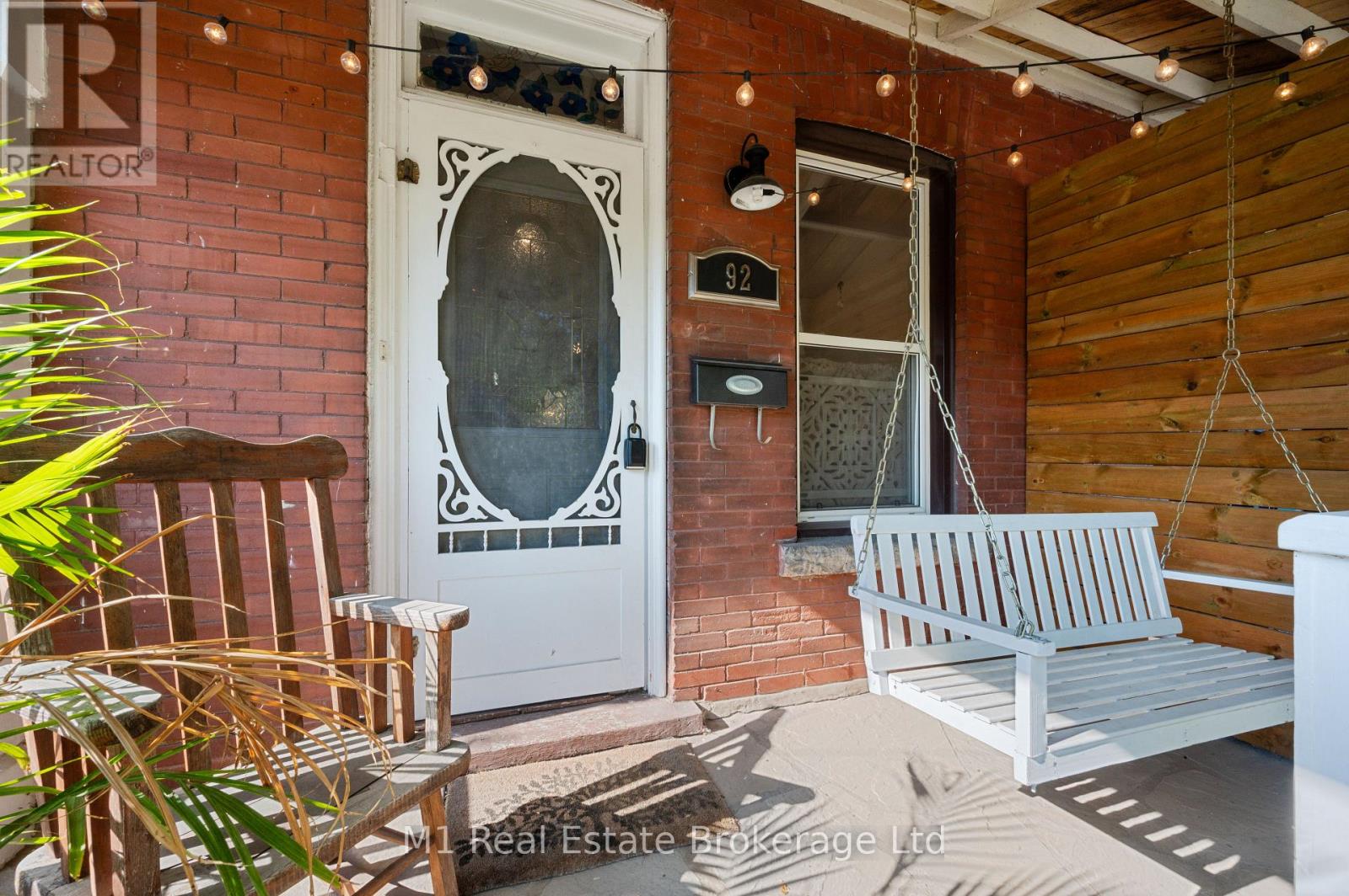 92 Alice Street, Guelph, Ontario  N1E 2Z8 - Photo 2 - X12446408
