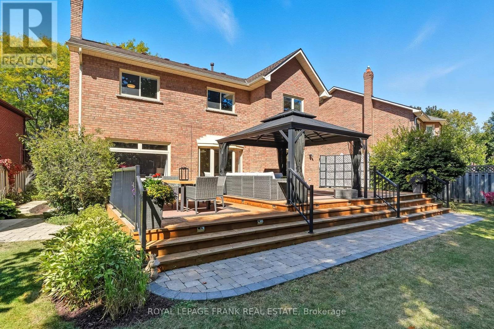 49 Rice Drive, Whitby, Ontario  L1N 7Z3 - Photo 4 - E12414363