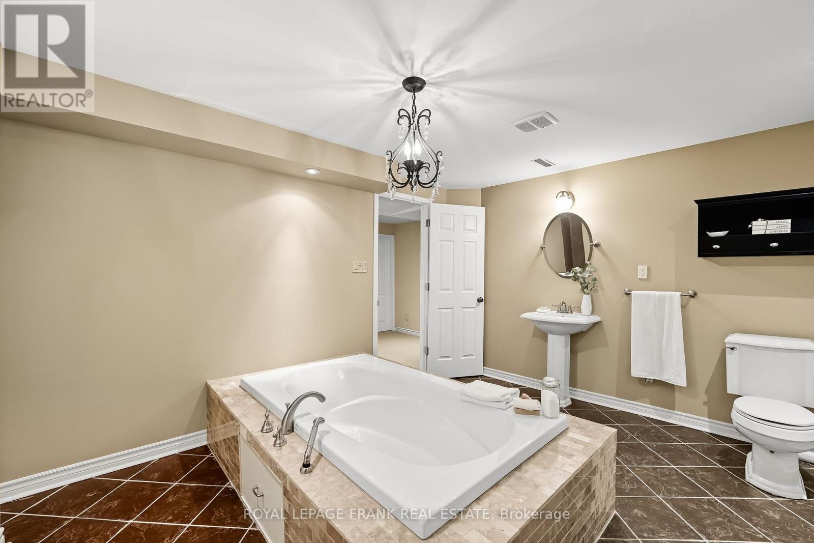 49 Rice Drive, Whitby, Ontario  L1N 7Z3 - Photo 40 - E12414363