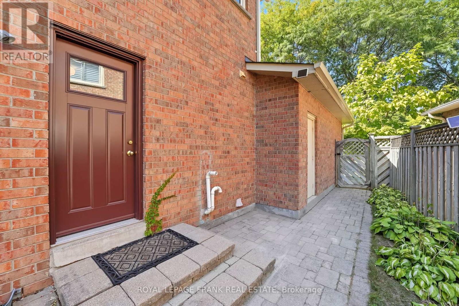 49 Rice Drive, Whitby, Ontario  L1N 7Z3 - Photo 7 - E12414363