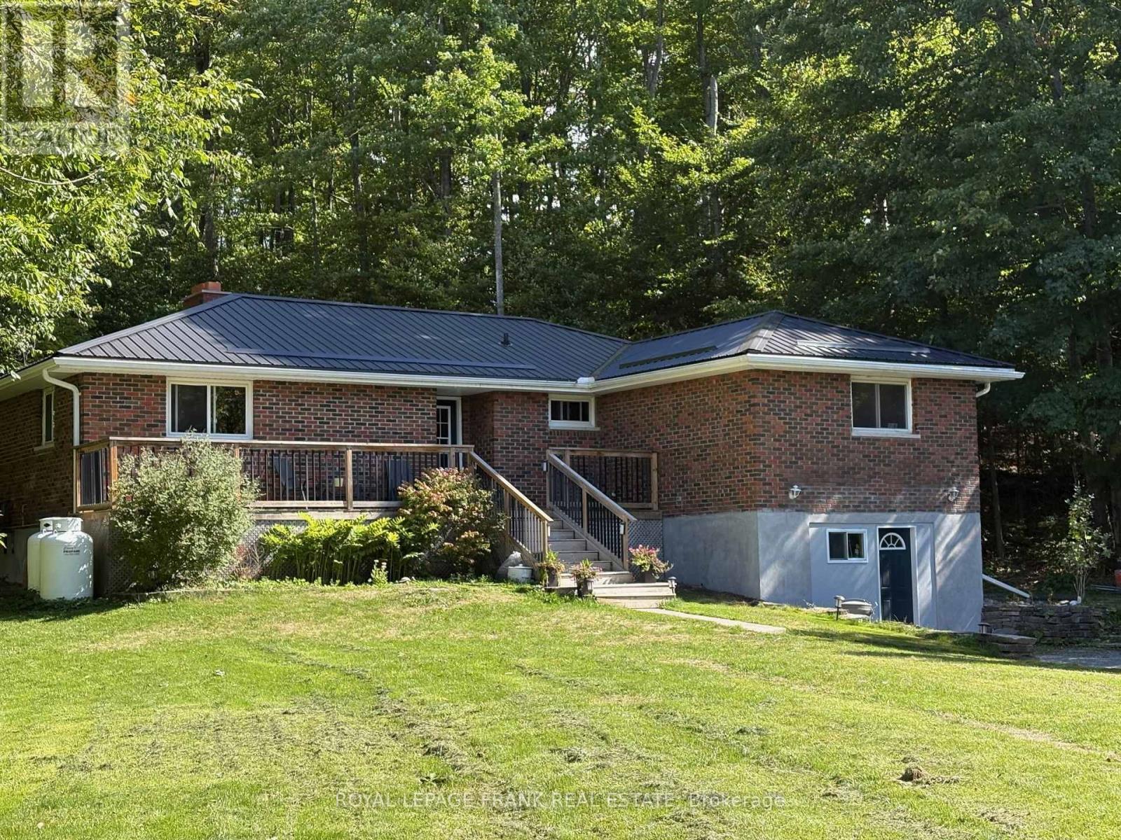 878 Payne Line Road, Douro-Dummer, Ontario  K0L 3A0 - Photo 38 - X12357132