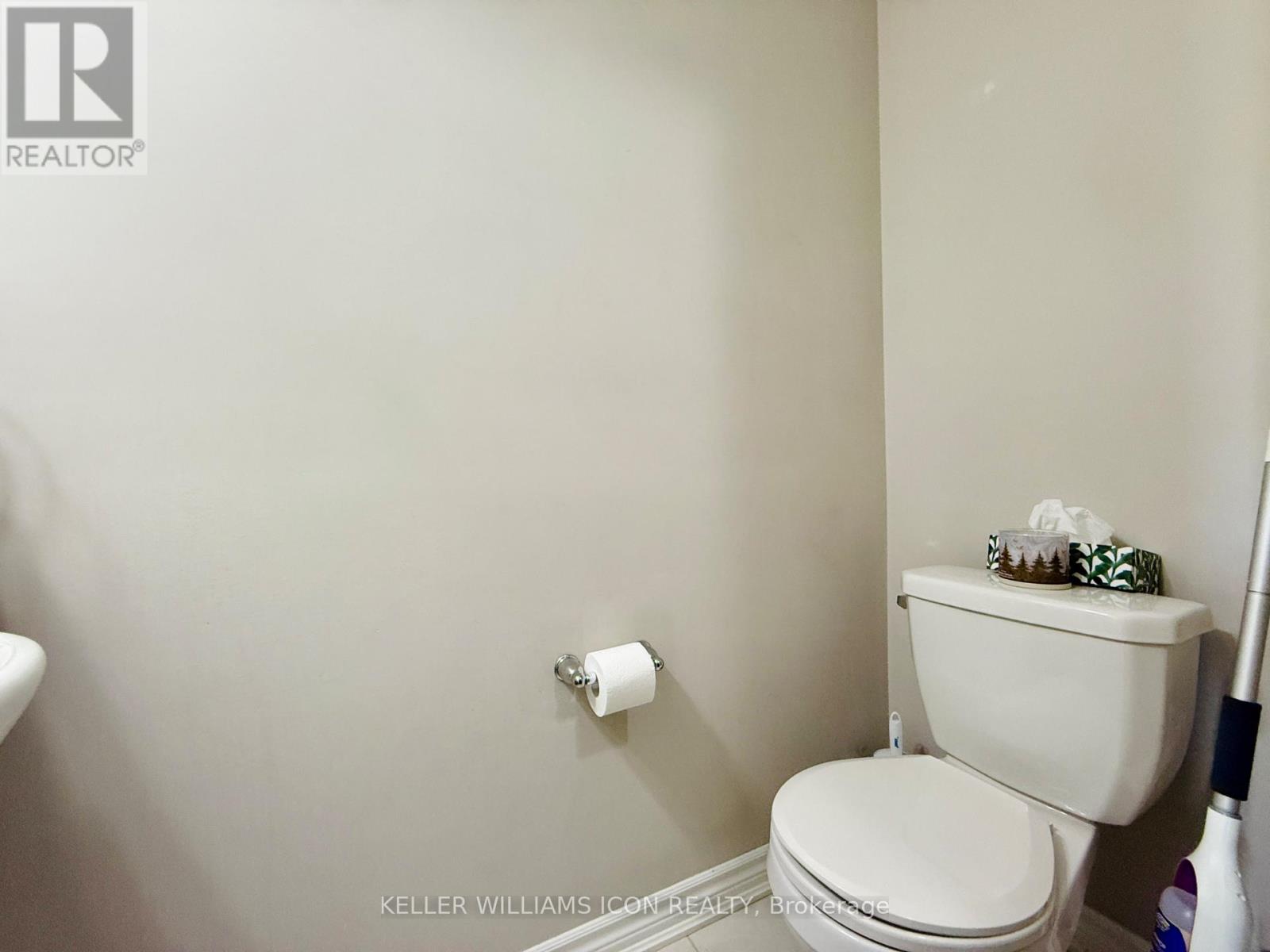 400 Rosingdale Street, Ottawa, Ontario  K2M 0L8 - Photo 9 - X12399650