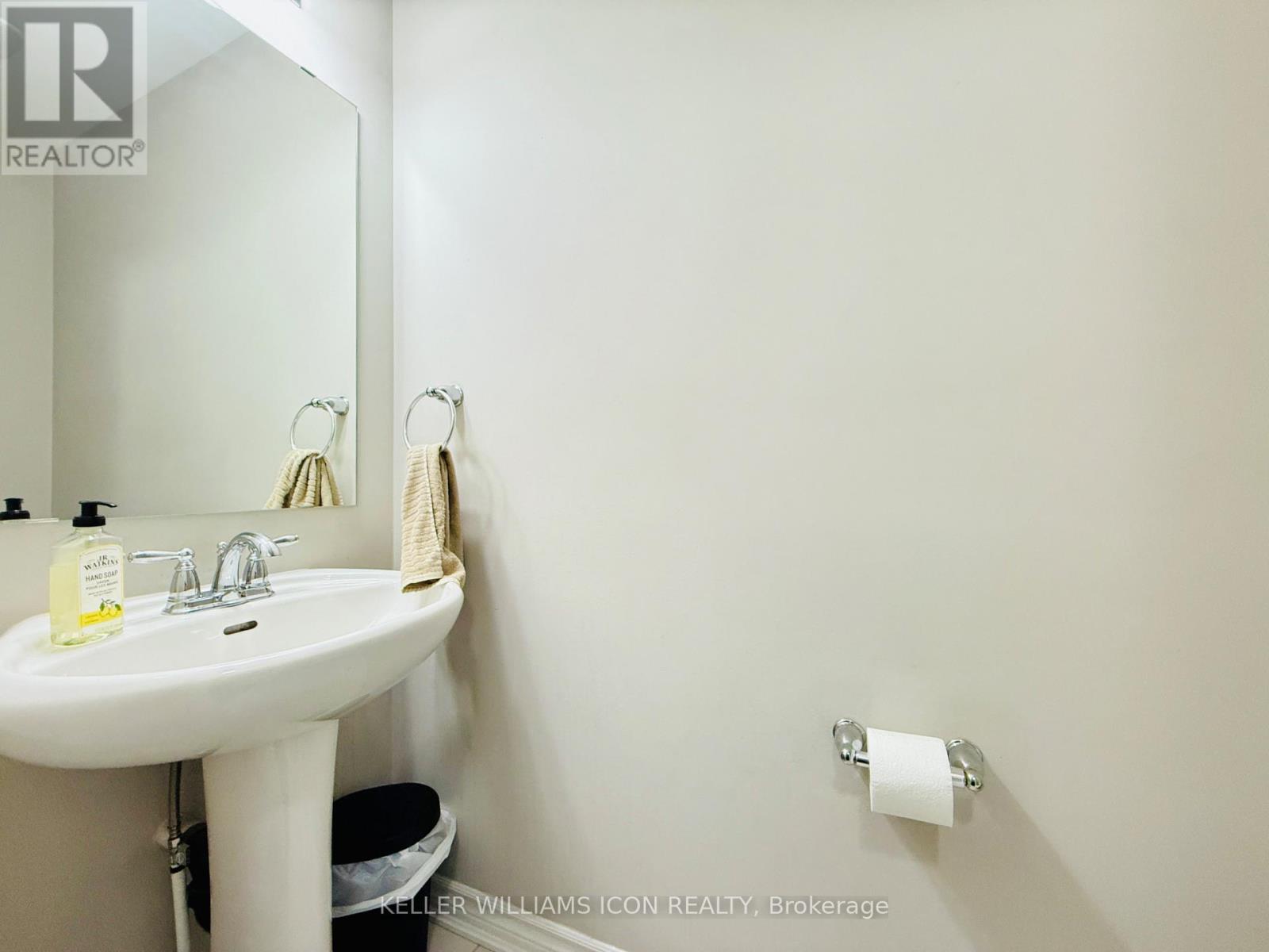 400 Rosingdale Street, Ottawa, Ontario  K2M 0L8 - Photo 10 - X12399650