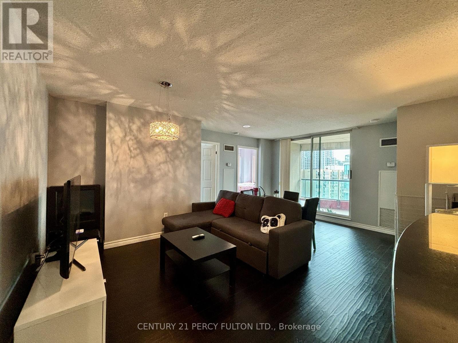 2003 - 7 Lorraine Drive, Toronto, Ontario  M2N 7H2 - Photo 3 - C12446301