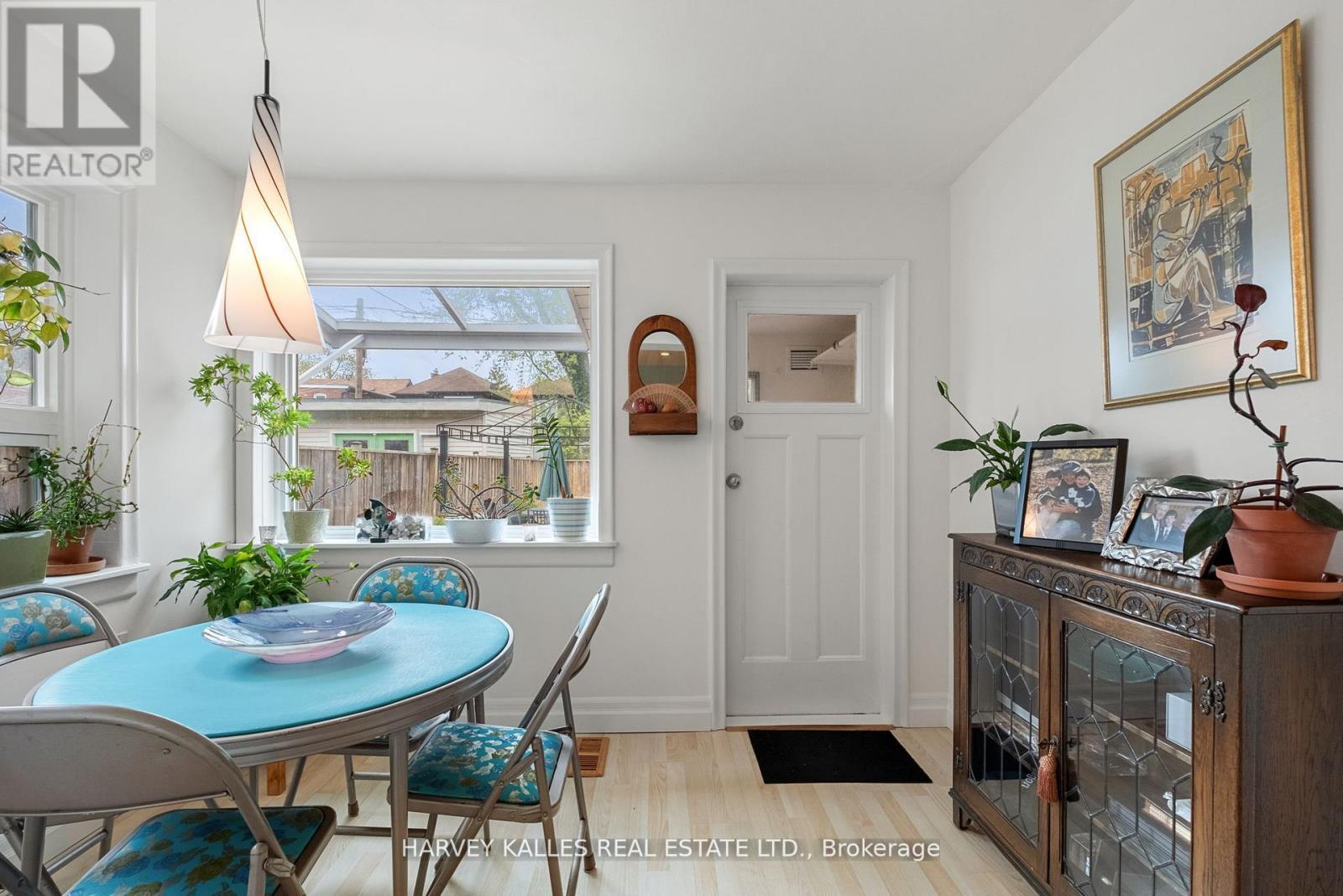 291 Arlington Avenue, Toronto, Ontario  M6C 2Z8 - Photo 19 - C12446303
