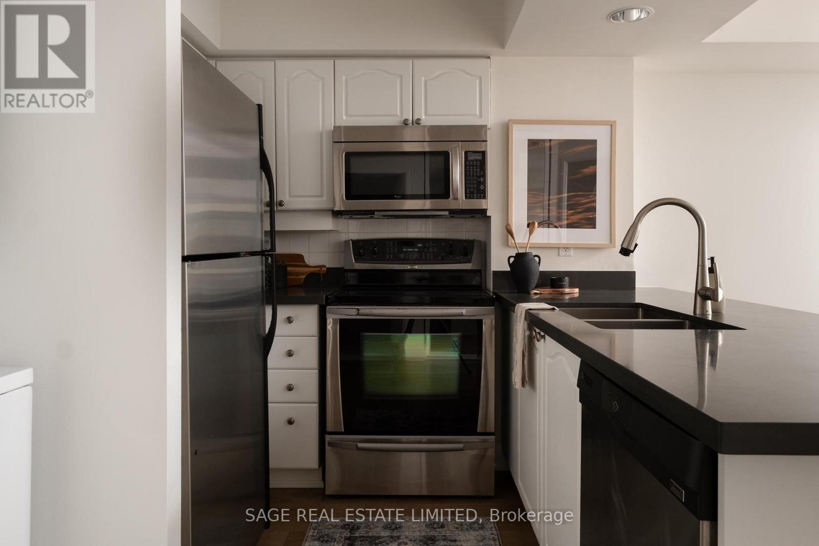 420 - 801 King Street W, Toronto, Ontario  M5V 3C9 - Photo 16 - C12446304