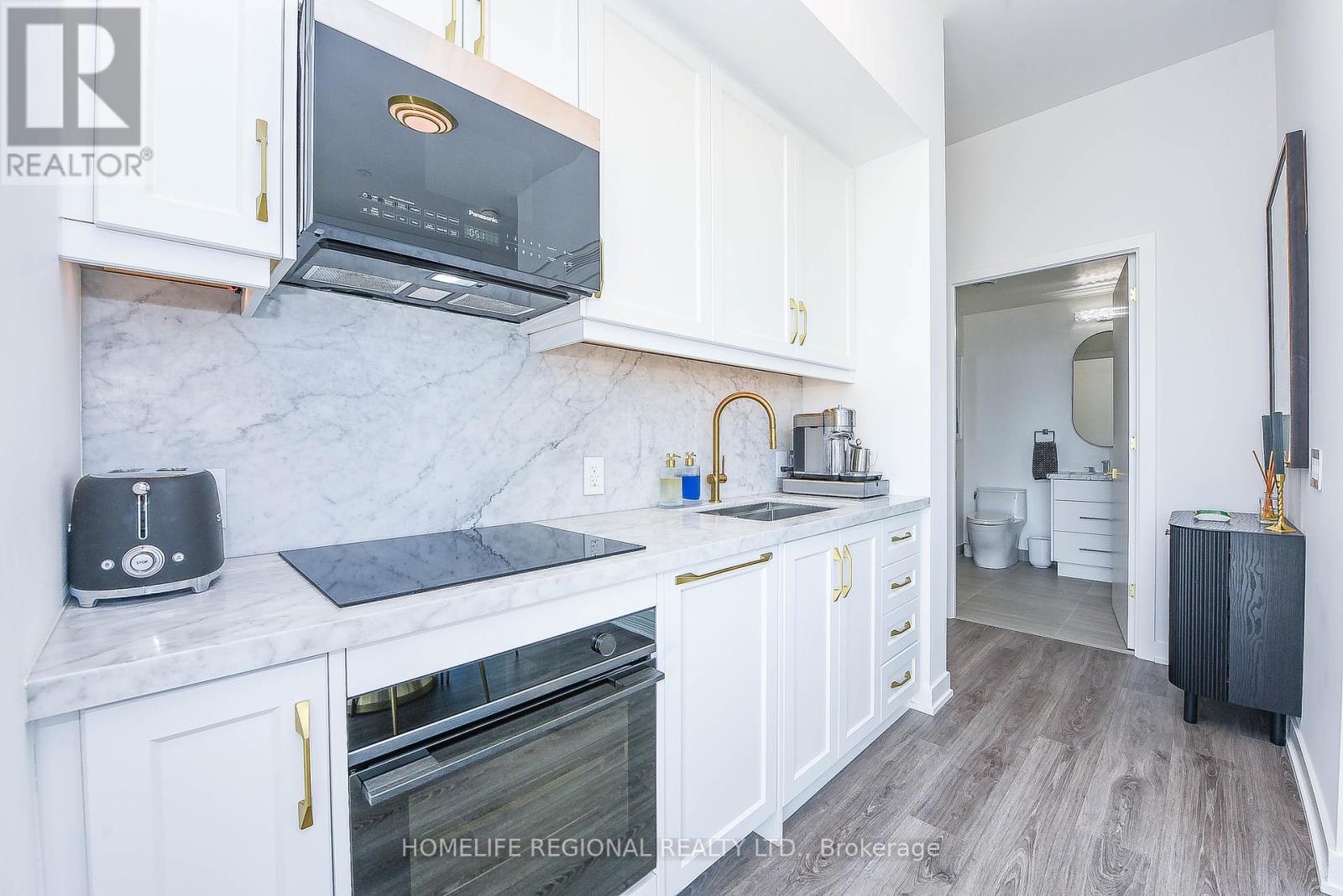 Ph#19 - 9 Tecumseth Street, Toronto, Ontario  M5V 0S5 - Photo 11 - C12446320