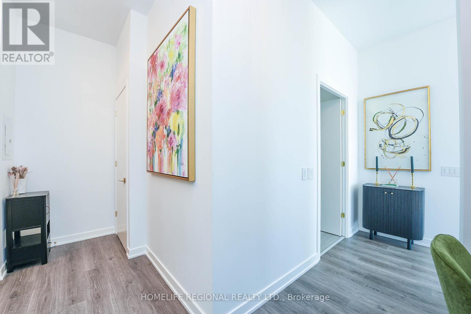 Ph#19 - 9 Tecumseth Street, Toronto, Ontario  M5V 0S5 - Photo 4 - C12446320