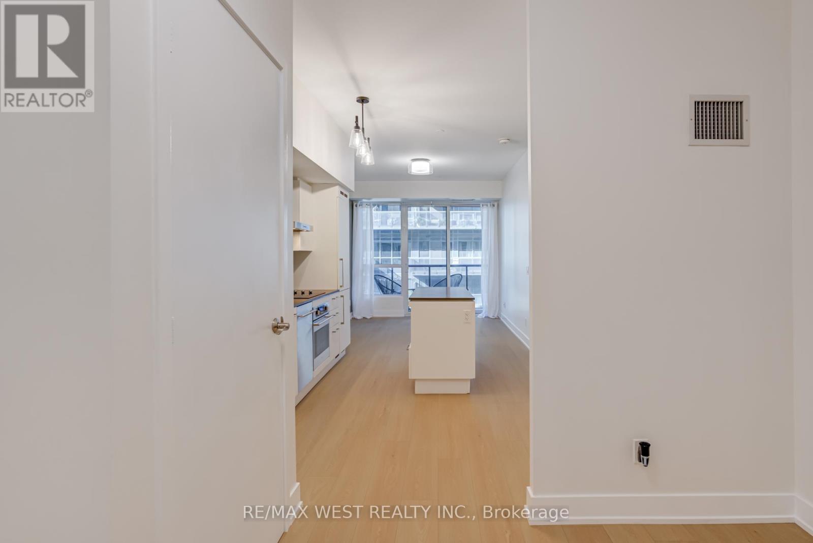 431 - 1030 King Street W, Toronto, Ontario  M6K 3N3 - Photo 11 - C12446327