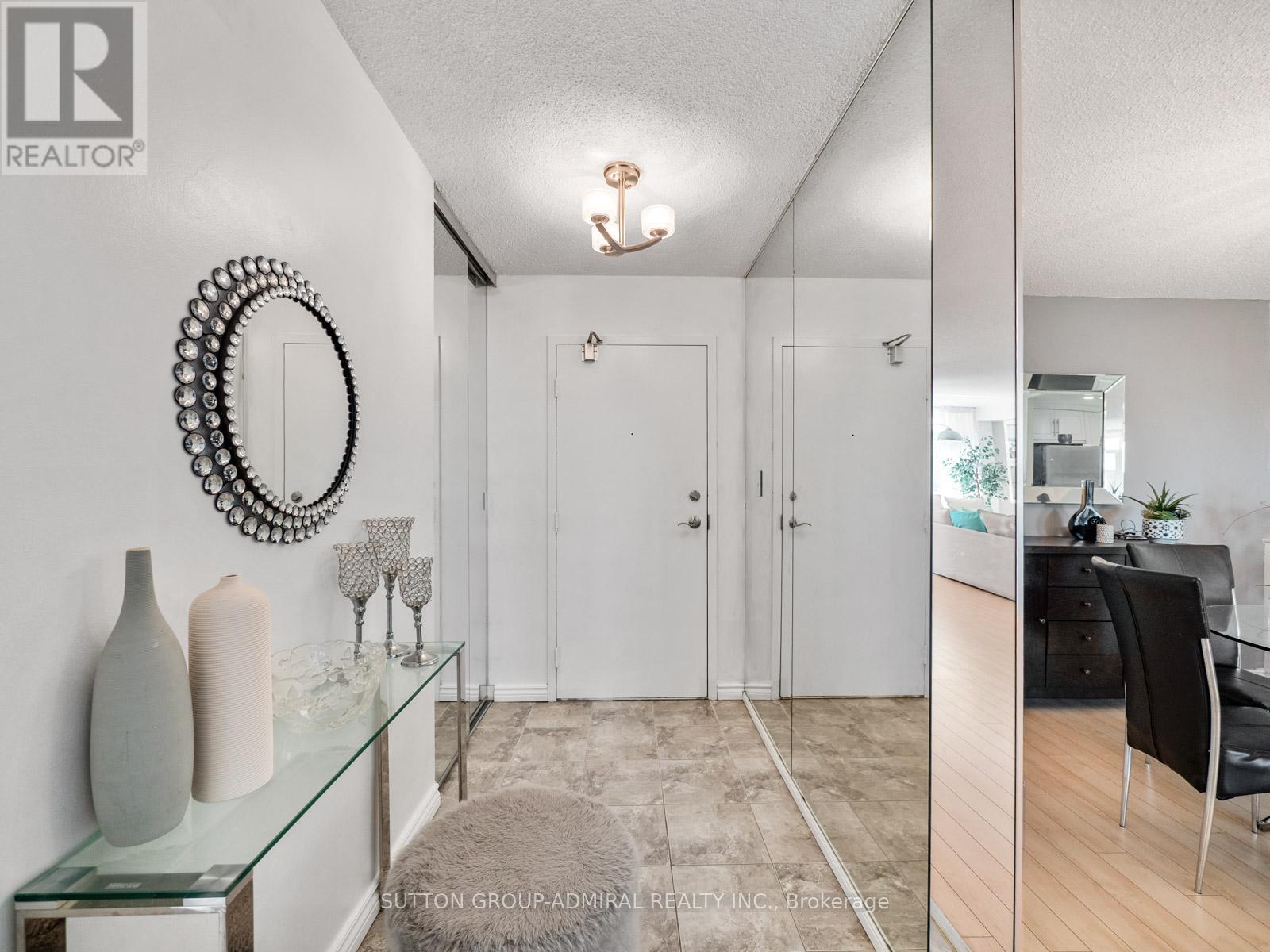 804 - 90 Fisherville Road, Toronto (Westminster-Branson), Ontario  M2R 3J9 - Photo 5 - C12446365