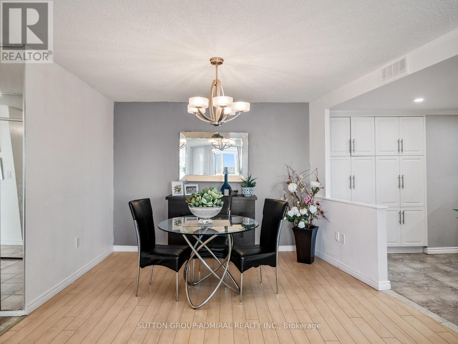 804 - 90 Fisherville Road, Toronto (Westminster-Branson), Ontario  M2R 3J9 - Photo 8 - C12446365