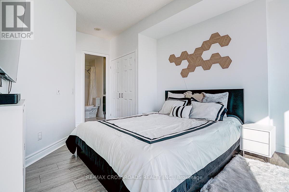 510 - 60 Byng Avenue, Toronto, Ontario  M2N 4K3 - Photo 32 - C12446381
