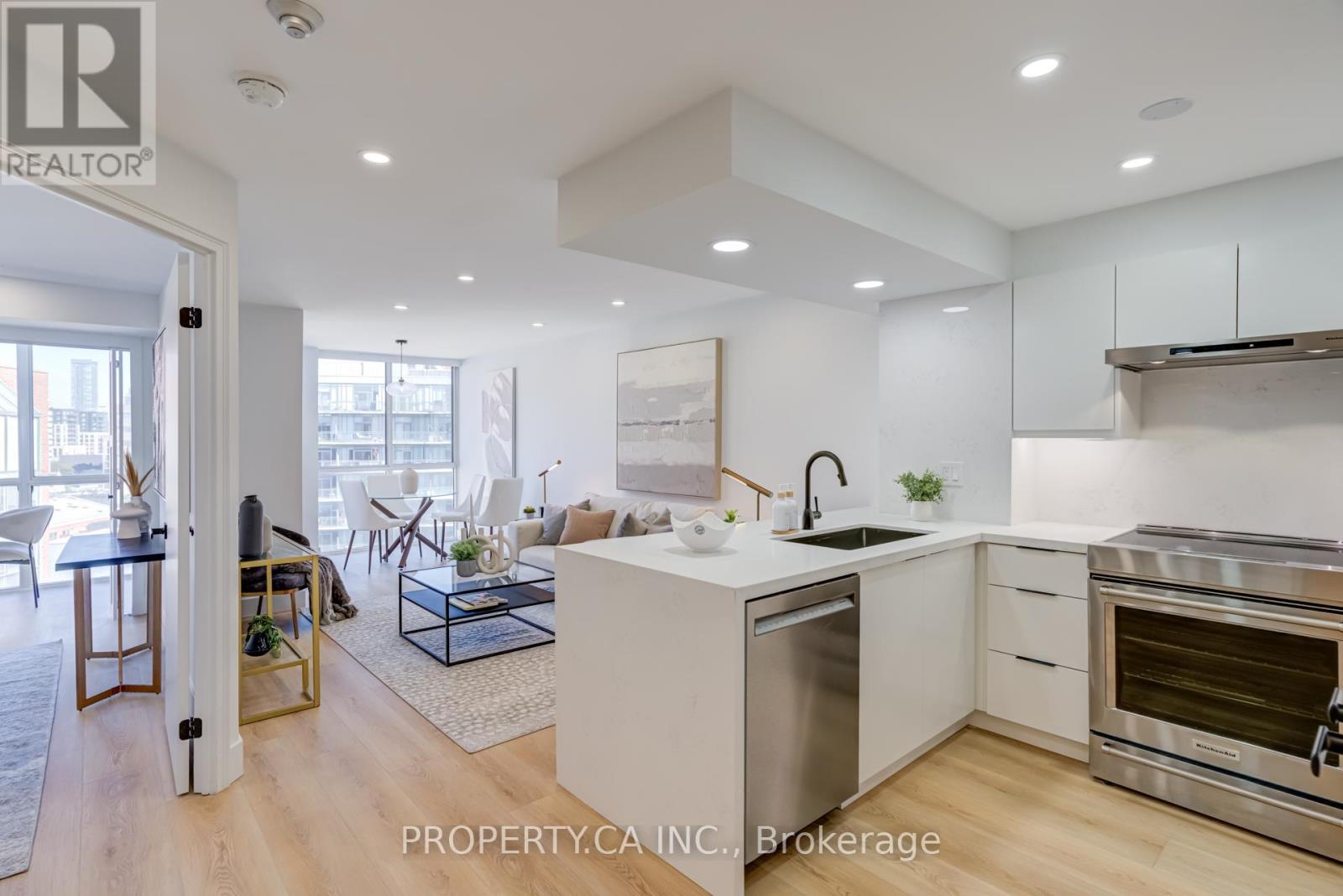 1204 - 801 King Street W, Toronto (Niagara), Ontario  M5V 3C9 - Photo 1 - C12446405
