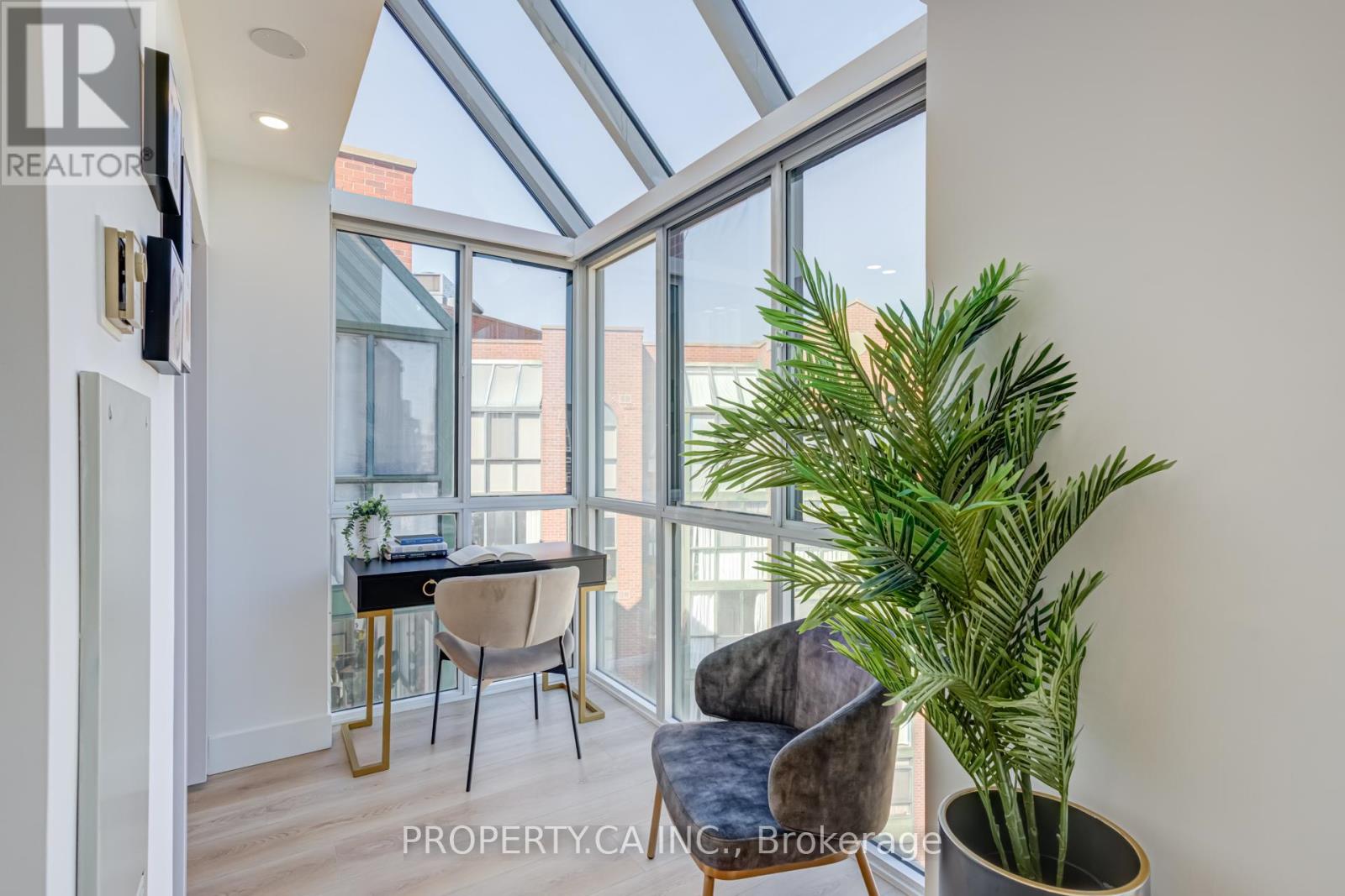1204 - 801 King Street W, Toronto (Niagara), Ontario  M5V 3C9 - Photo 15 - C12446405