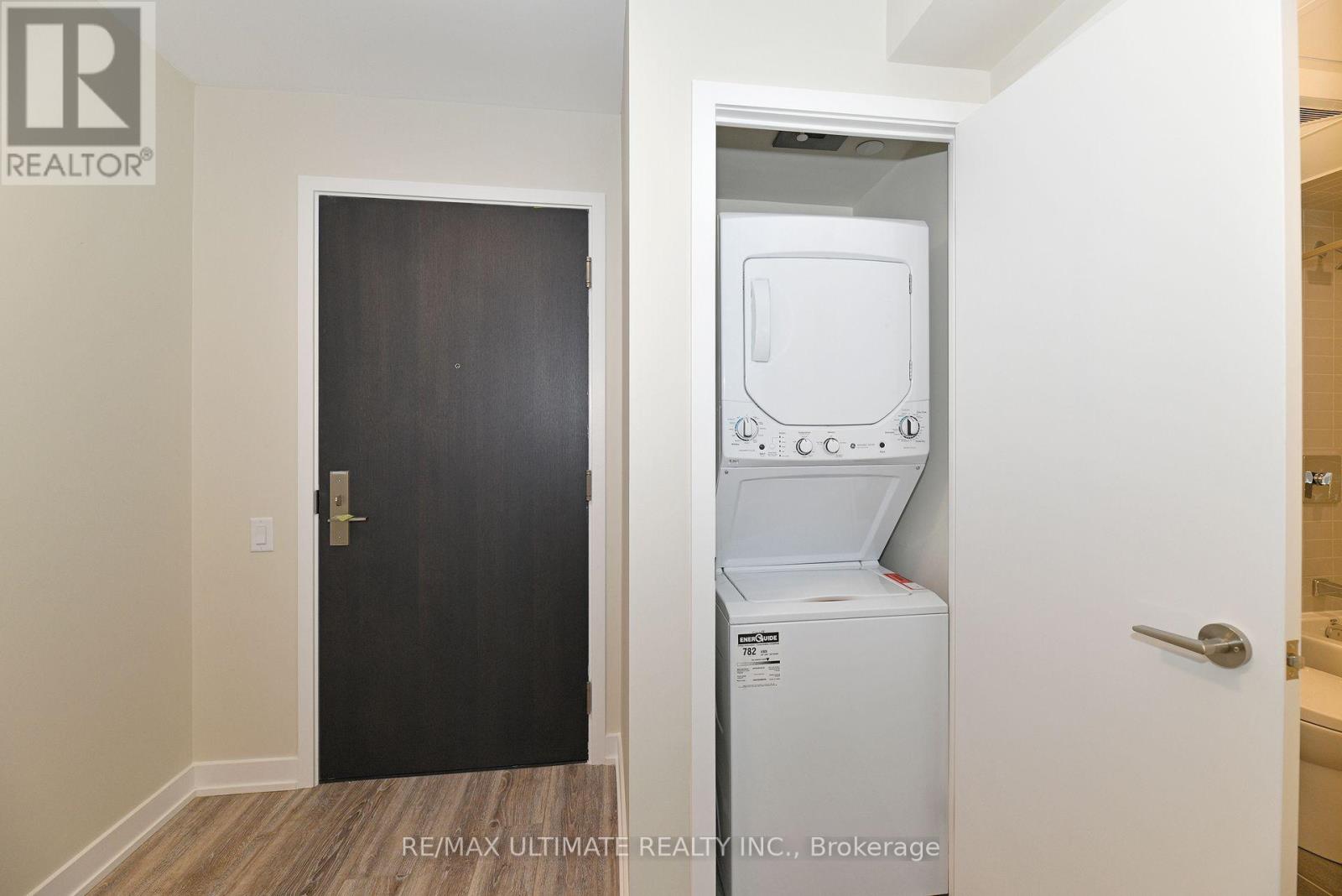 1303 - 38 Monte Kwinter Court, Toronto, Ontario  M3H 0E2 - Photo 5 - C12446418
