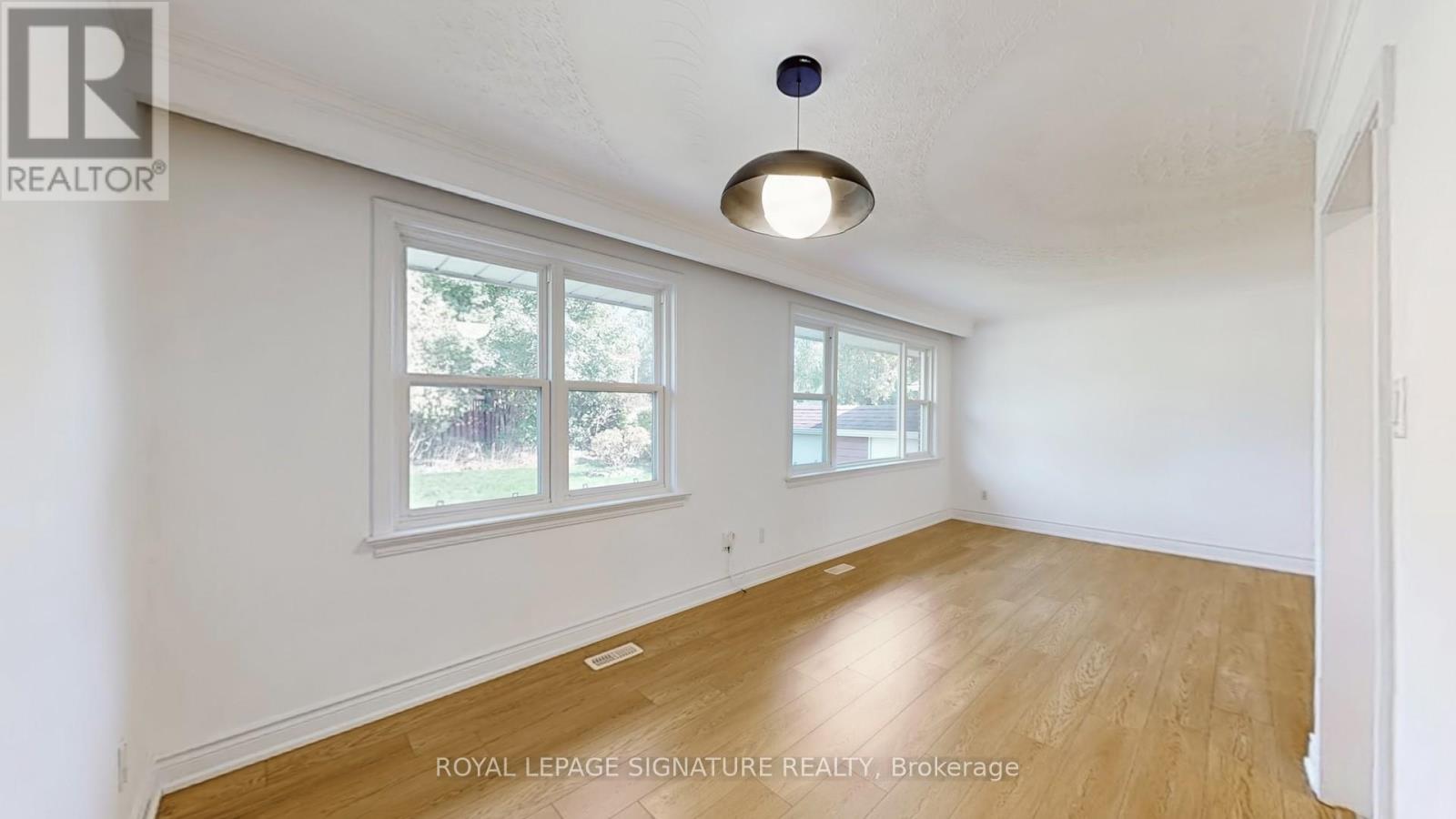 145 Sloane Avenue, Toronto, Ontario  M4A 2B8 - Photo 12 - C12446425