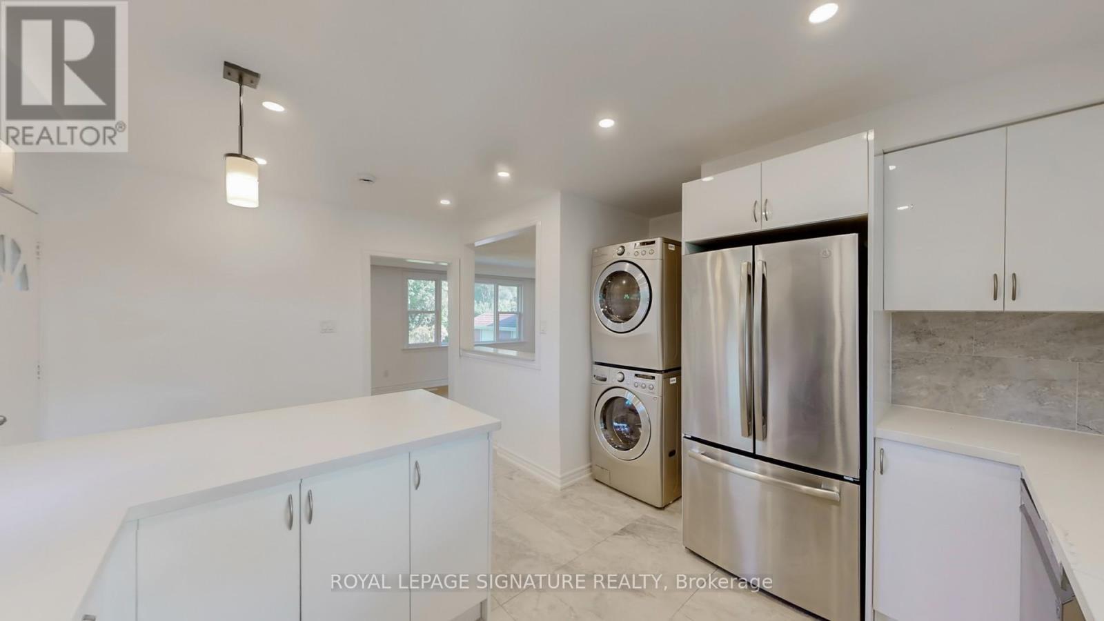 145 Sloane Avenue, Toronto, Ontario  M4A 2B8 - Photo 16 - C12446425