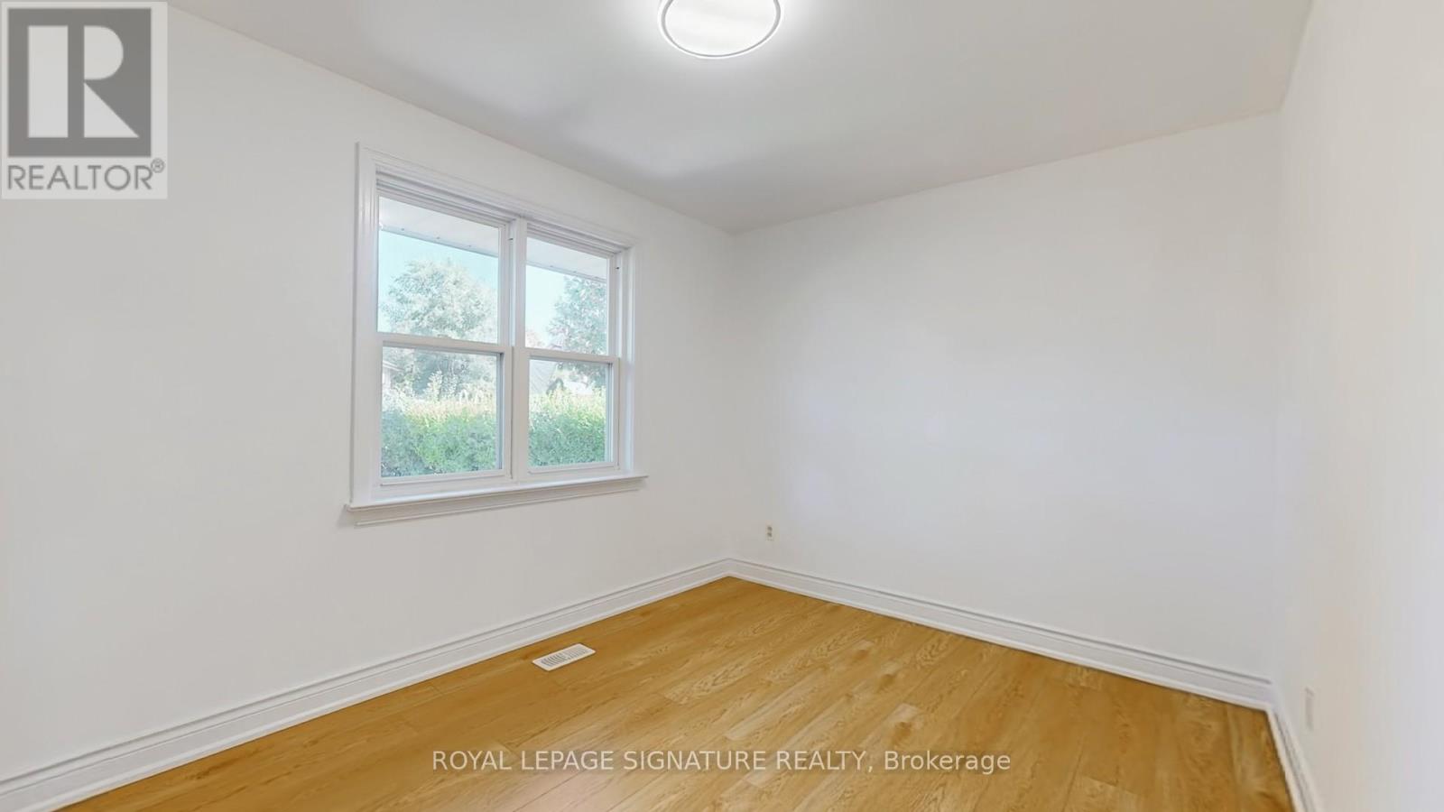 145 Sloane Avenue, Toronto, Ontario  M4A 2B8 - Photo 19 - C12446425