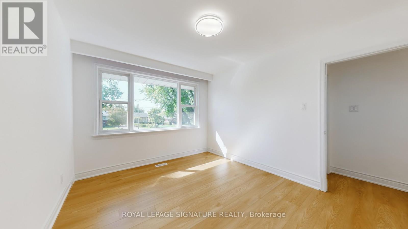 145 Sloane Avenue, Toronto, Ontario  M4A 2B8 - Photo 28 - C12446425