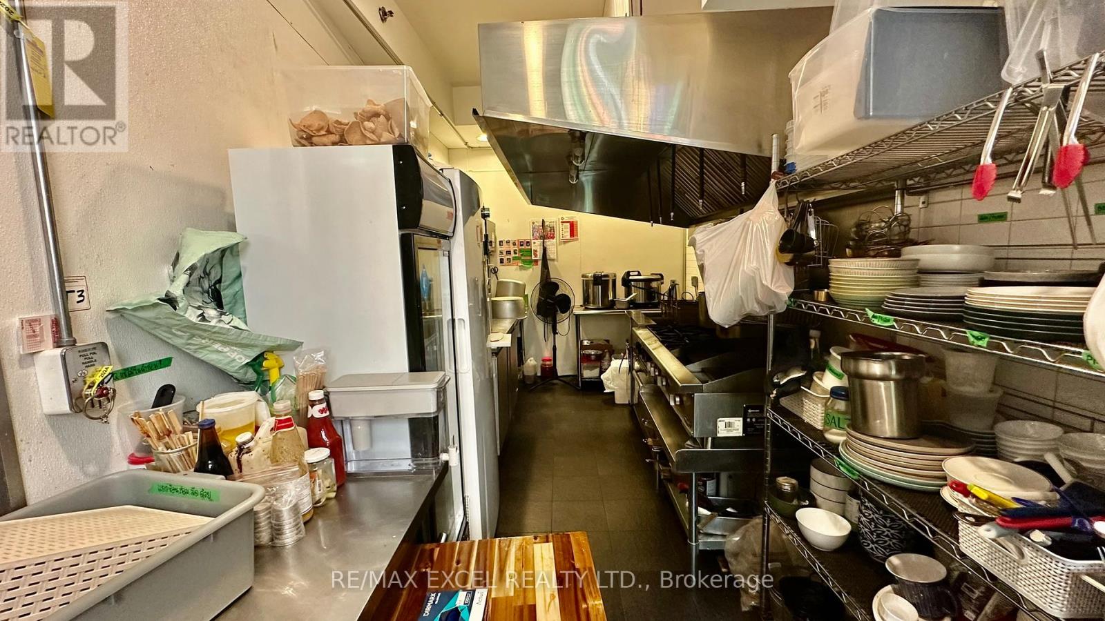 555 Church Street, Toronto, Ontario  M4Y 2E2 - Photo 9 - C12446428