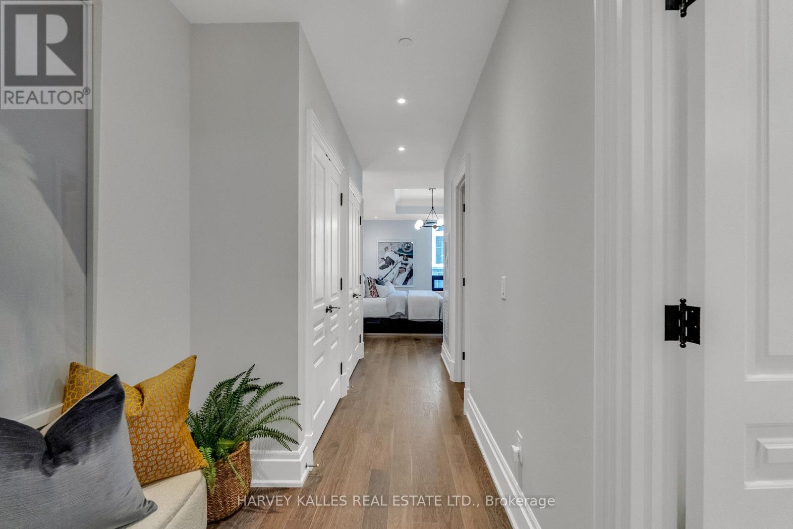 305 - 1 Forest Hill Road, Toronto (Casa Loma), Ontario  M4V 1R1 - Photo 28 - C12446432