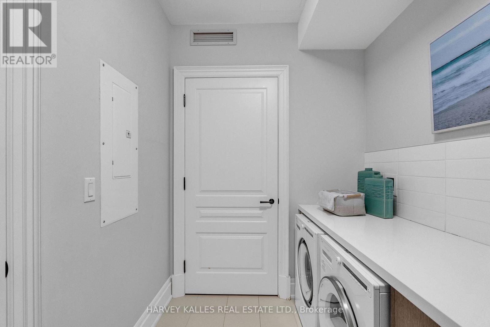 305 - 1 Forest Hill Road, Toronto (Casa Loma), Ontario  M4V 1R1 - Photo 33 - C12446432